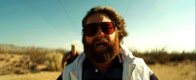 Zarabia fortunę podszywając się pod Alana z Kac Vegas (FOTO)