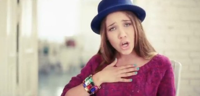 Kamila - jesteśmy ciekawi Waszych opinii na jej temat VIDEO Kamila - jesteśmy ciekawi Waszych opinii na jej temat VIDEO