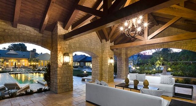 Kim Kardashian i Kanye West kupili nowy dom! Za ile?