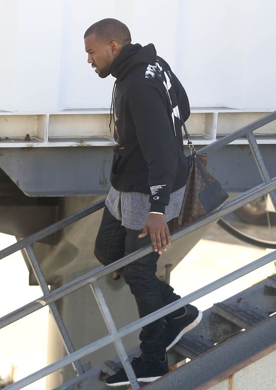 Historia pierścionków zaręczynowych Kim Kardashian (FOTO)