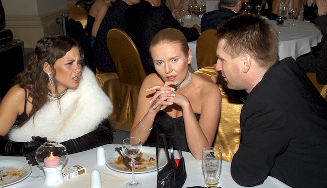 Kinga Rusin ZDRADZIŁA szczegóły rozwodu z Tomaszem Lisem! 