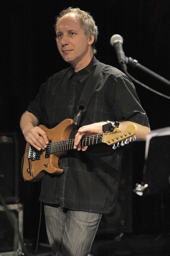 Skandal na Festiwalu Opolu 2016! Wokalista Elektrycznych Gitar zakpił z PiSu! Skandal na Festiwalu Opolu 2016! Wokalista Elektrycznych Gitar zakpił z PiSu!