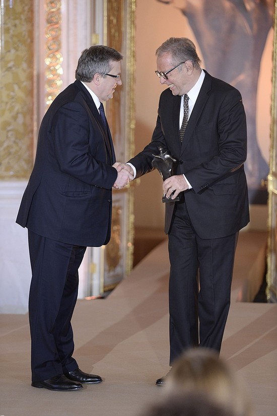 Gwiazdy (i nie tylko) na gali Wiktory 2012 (FOTO)