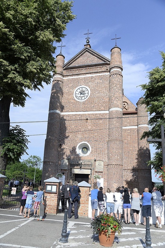 Mamy zdjęcia ze ślubu Roberta Lewandowskiego (FOTO)