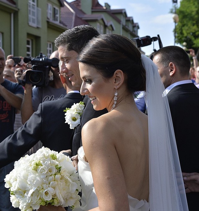 Mamy zdjęcia ze ślubu Roberta Lewandowskiego (FOTO)