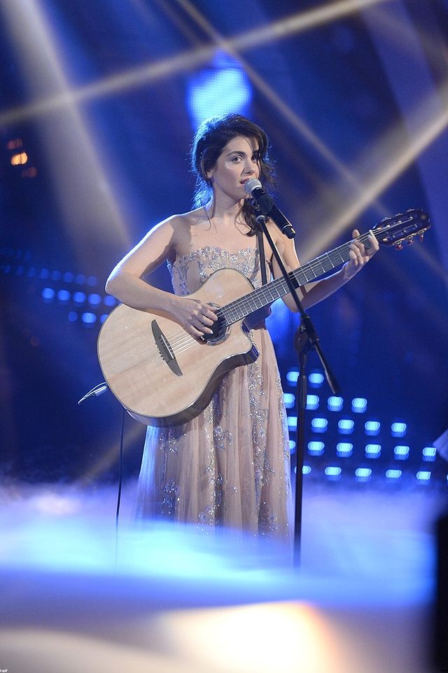 Joanna Moro bardziej seksowna niż Natalia Siwiec! (FOTO) Joanna Moro bardziej seksowna niż Natalia Siwiec! (FOTO)