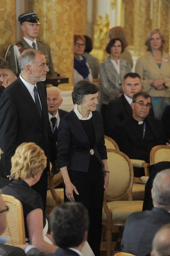 Jak Agata i Kinga Duda wypadły na nadaniu orderów? Jak Agata i Kinga Duda wypadły na nadaniu orderów?