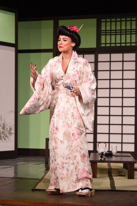 Anna Mucha wyglada jak zawodnik sumo! Anna Mucha wyglada jak zawodnik sumo!