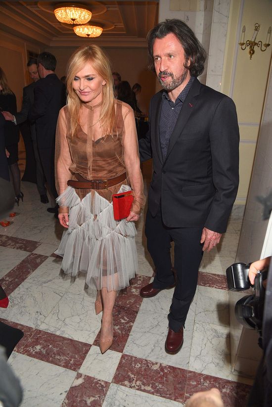 Monika Olejnik pojawiła się w... przezroczystych falbankach 