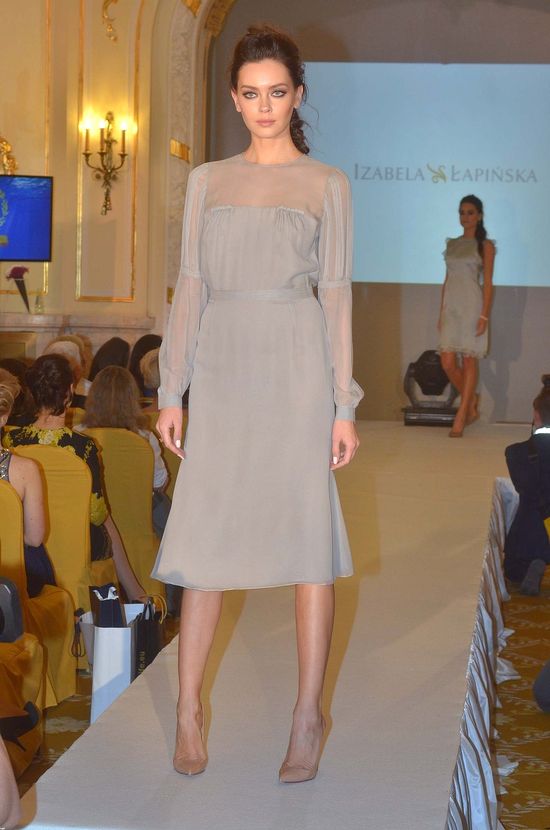 Miss Polski i Miss Supranational na pokazie nowej kolekcji Izabeli Łapińskiej