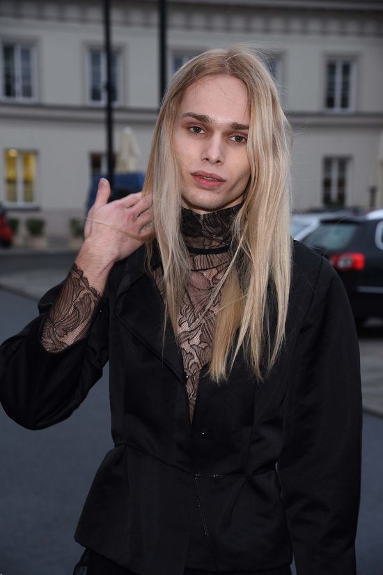 Teledysk do piosenki Mateusza Magi wywołał hejt