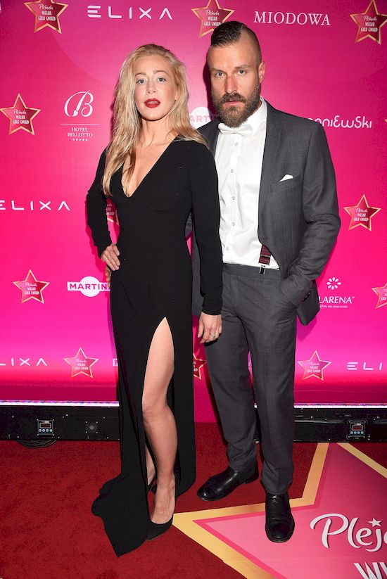 Kasia Warnke pochwaliła się piękną fotografią ze ślubu z Piotrem Stramowskim!