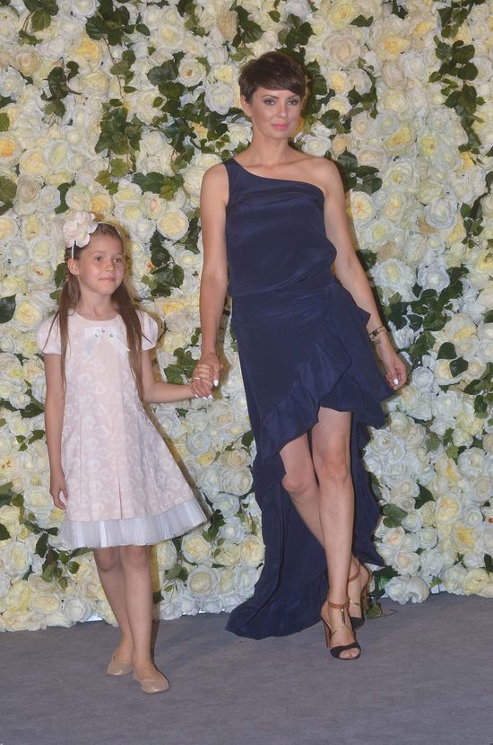 Dorota Gardias w trzech różnych stylizacjach... na imprezie z dziećmi (FOTO)