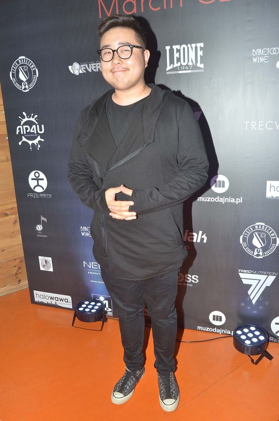 Rasistowski atak na Bilguuna Ariunbaatara! Prezenter został... pobity! Rasistowski atak na Bilguuna Ariunbaatara! Prezenter został... pobity!