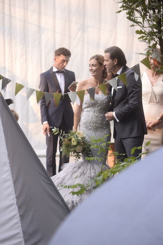 Na ślubie Małgorzaty Rozenek i Radka Majdana zjawiła się policja! Na ślubie Małgorzaty Rozenek i Radka Majdana zjawiła się policja!