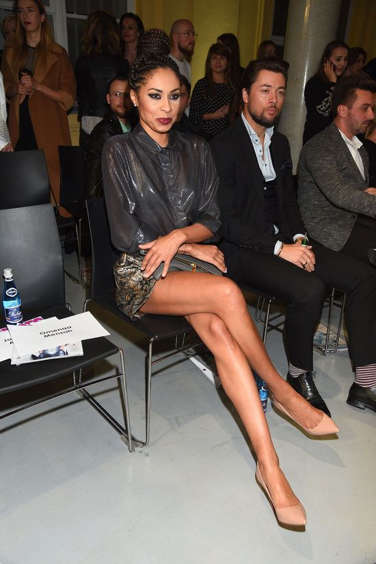 Omenaa Mensah powraca do korzeni! Wyjechała... na pogrzeb