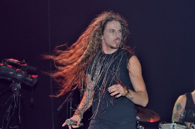 Michał Szpak naraził się fanom?! To zdjęcie mówi wiele... Michał Szpak naraził się fanom?! To zdjęcie mówi wiele...