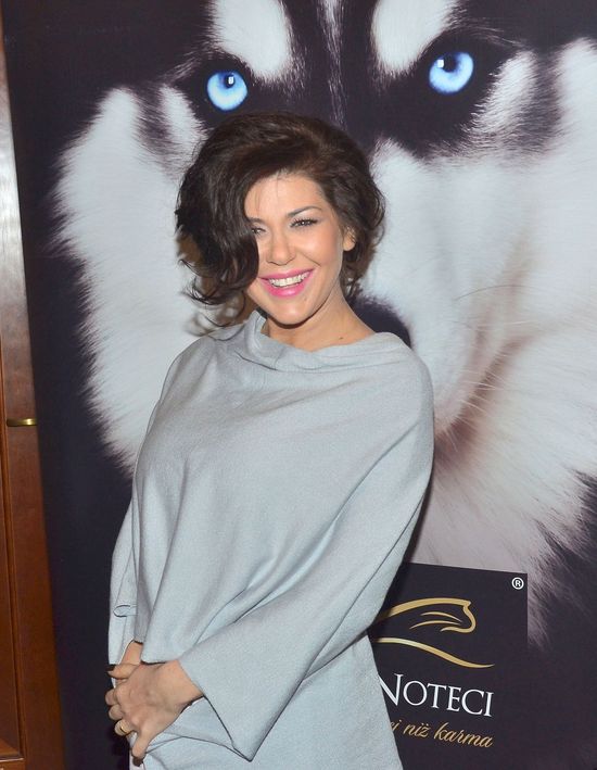 Iwona Węgrowska pokazała swoją propozycję na Eurowizję 2017! Iwona Węgrowska pokazała swoją propozycję na Eurowizję 2017!