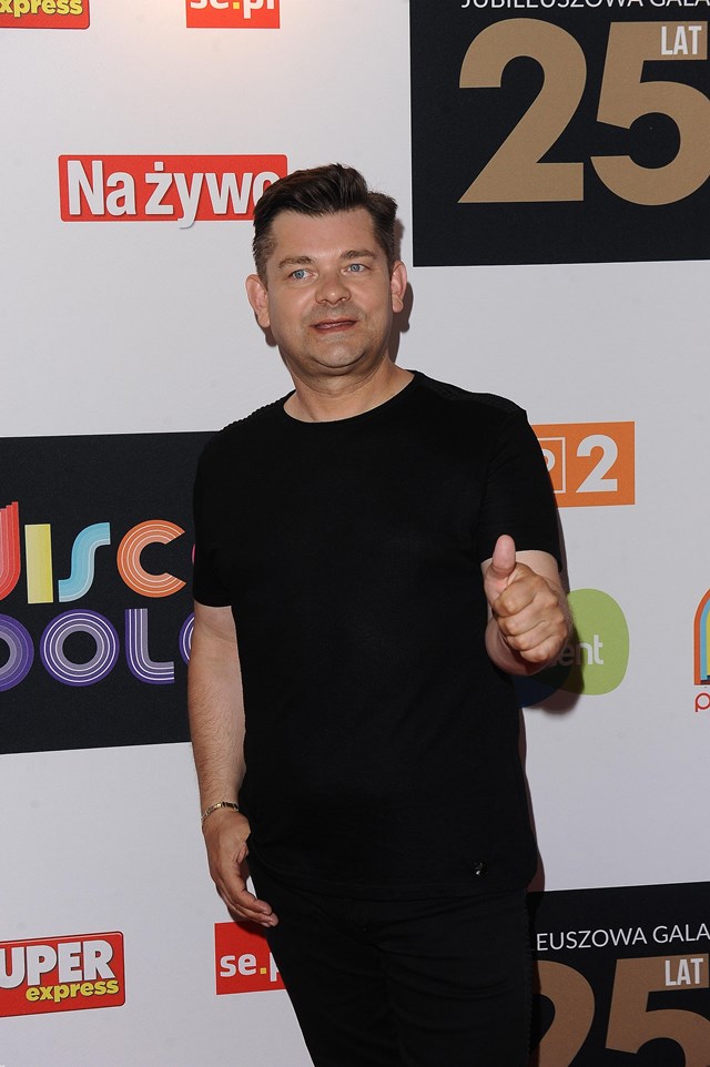 Zenek Martyniuk dorobił się pracy naukowej?