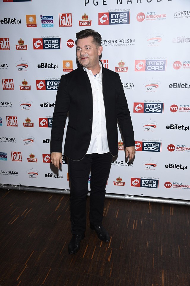 Zenek Martyniuk dorobił się pracy naukowej?