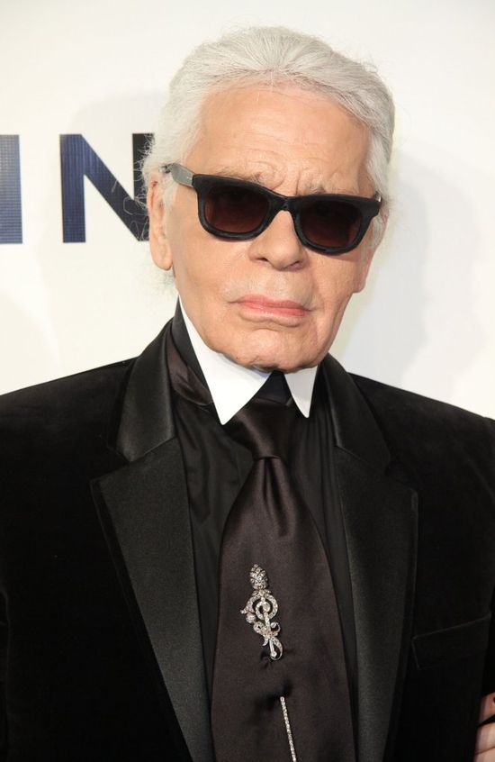 Karl Lagerfeld ma SIOSTRĘ! 