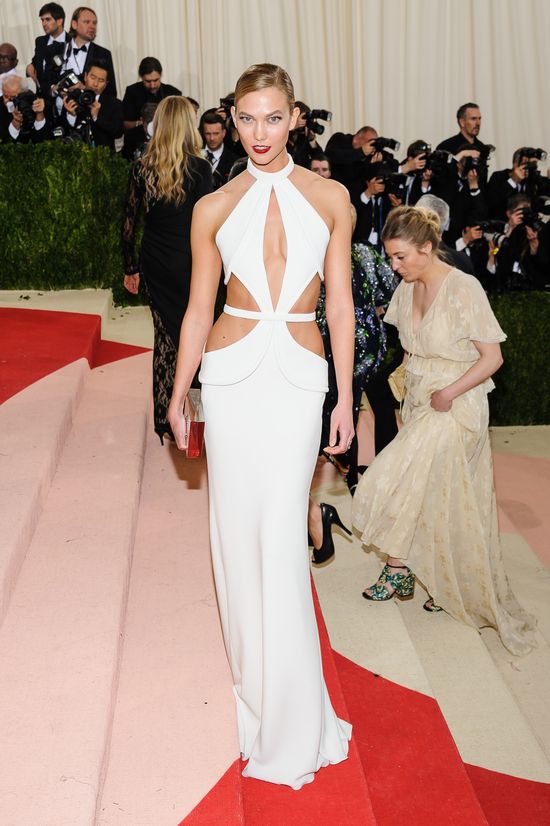 Karlie Kloss pokazała, że ma JAJA? Zobaczcie, co zrobiła z tą sukienką!