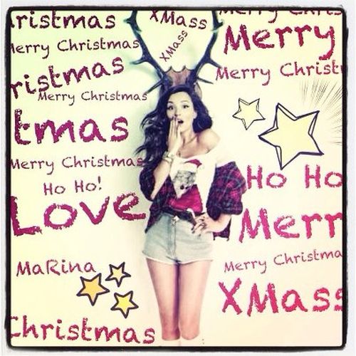 Świąteczna kartka Dody jest bardzo gorąca (FOTO)