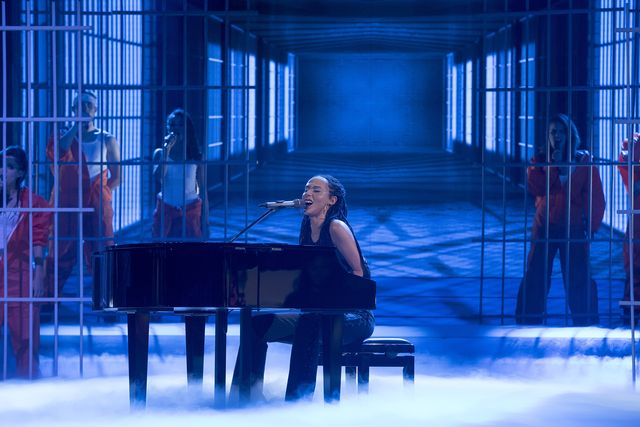 Kasia Moś jako Alicia Keys w Twoja Twarz Brzmi Znajomo (VIDEO)