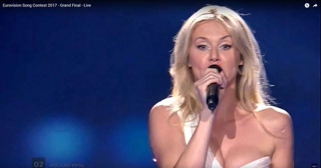 Fenomenalna Kasia Moś w finale Eurowizji (VIDEO) Fenomenalna Kasia Moś w finale Eurowizji (VIDEO)