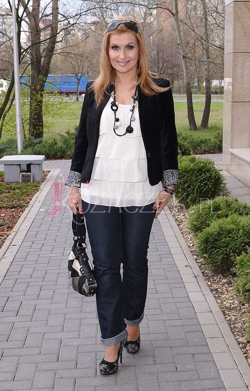 Makijażowa katastrofa Kasi Skrzyneckiej (FOTO) Makijażowa katastrofa Kasi Skrzyneckiej (FOTO)