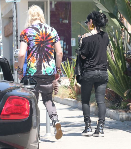 Pupa na wierzchu i okulary- kto zaszalał tym razem? (FOTO)