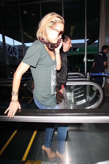 Zamaskowana Kate Hudson z narzeczonym (FOTO)