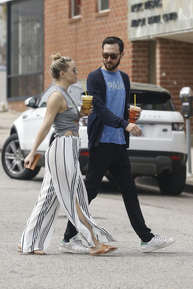 Zaraz, zaraz! Ona miała mieszkać z Bradem Pittem! (ZDJĘCIA)