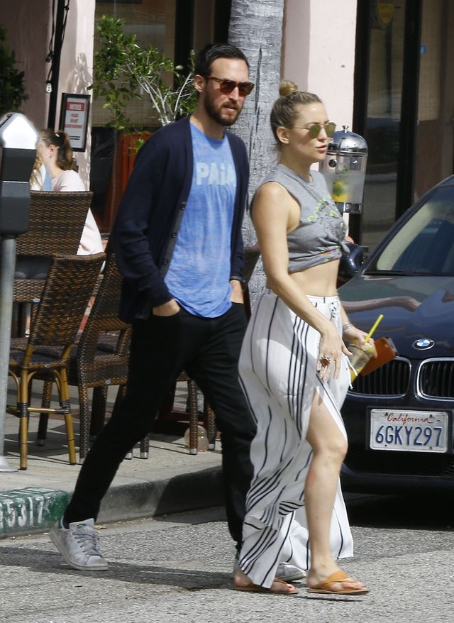 Zaraz, zaraz! Ona miała mieszkać z Bradem Pittem! (ZDJĘCIA)