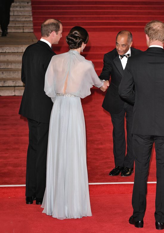 Kate Middleton wie, jak zostać królową imprezy (FOTO) Kate Middleton wie, jak zostać królową imprezy (FOTO)