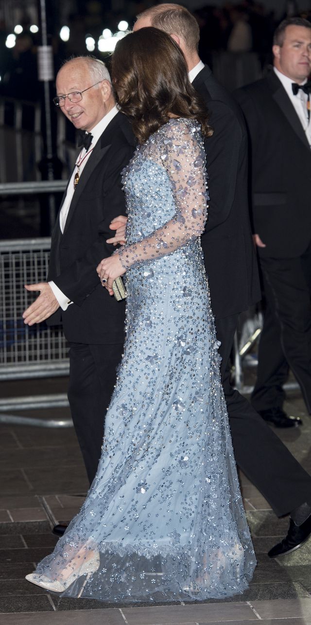 Księżna Kate urodzi córkę? (ZDJĘCIA) Księżna Kate urodzi córkę? (ZDJĘCIA)