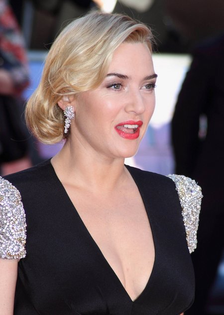 Kate Winslet jest dumna ze swoich piersi