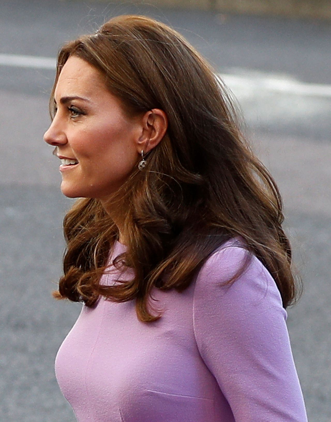 Kate ZACHWYCIŁA formą po ciąży. Pokazała się w OBCISŁEJ sukience (ZDJĘCIA)