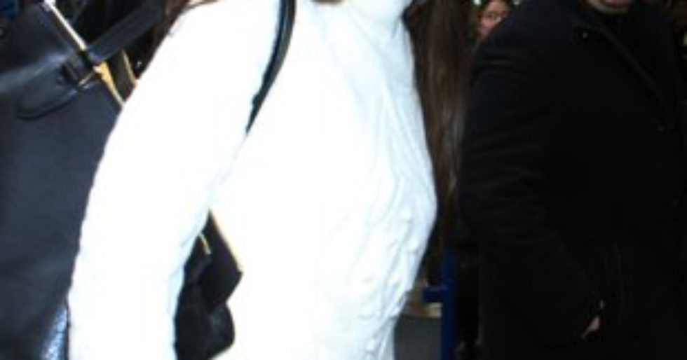 Uśmiechnięta od ucha do ucha Katie Holmes (FOTO) Uśmiechnięta od ucha do ucha Katie Holmes (FOTO)