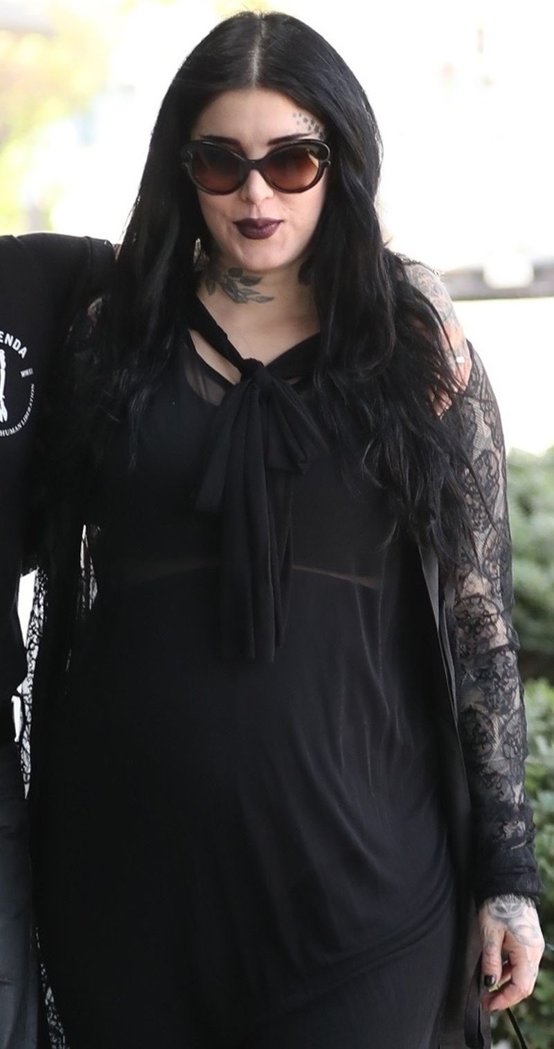 Kat Von D ma już DUŻY ciążowy brzuszek (ZDJĘCIA)