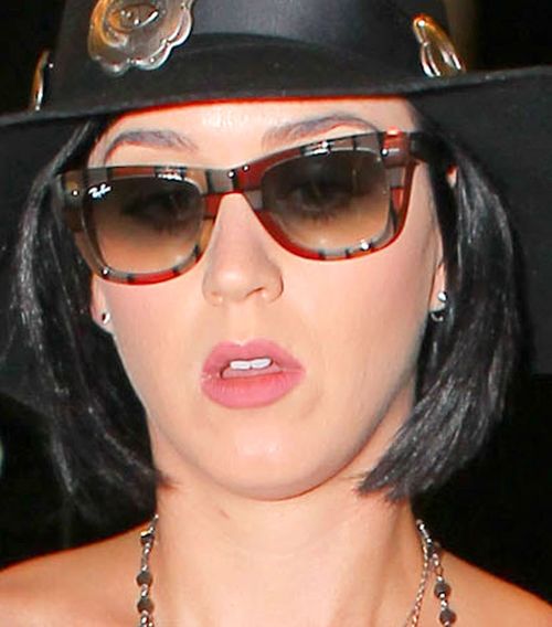 Jak ona się ubrała?! (FOTO)