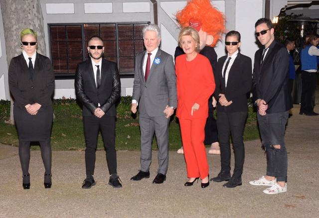 NAJLEPSZY kostium Halloween 2016? Katy Perry jako Hilary Clinton (FOTO)
