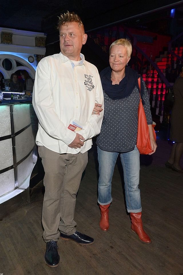 Kazik Staszewski z żoną Anną na premierze (FOTO)