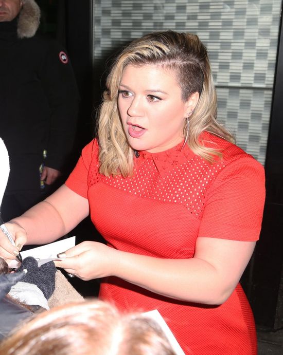 Ona nie walczy o rozmiar XS po ciąży (FOTO) Ona nie walczy o rozmiar XS po ciąży (FOTO)