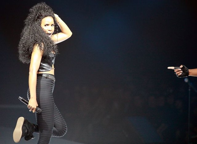 Wulkan energii - Kelly Rowland (FOTO) Wulkan energii - Kelly Rowland (FOTO)