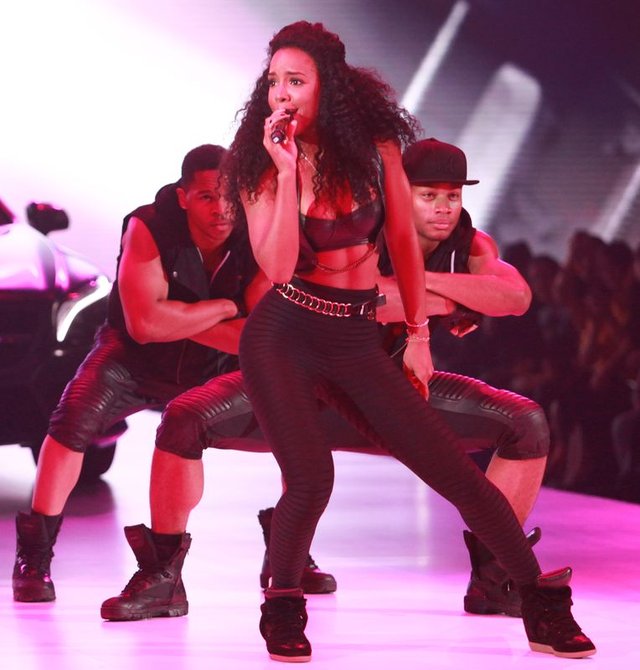 Wulkan energii - Kelly Rowland (FOTO) Wulkan energii - Kelly Rowland (FOTO)