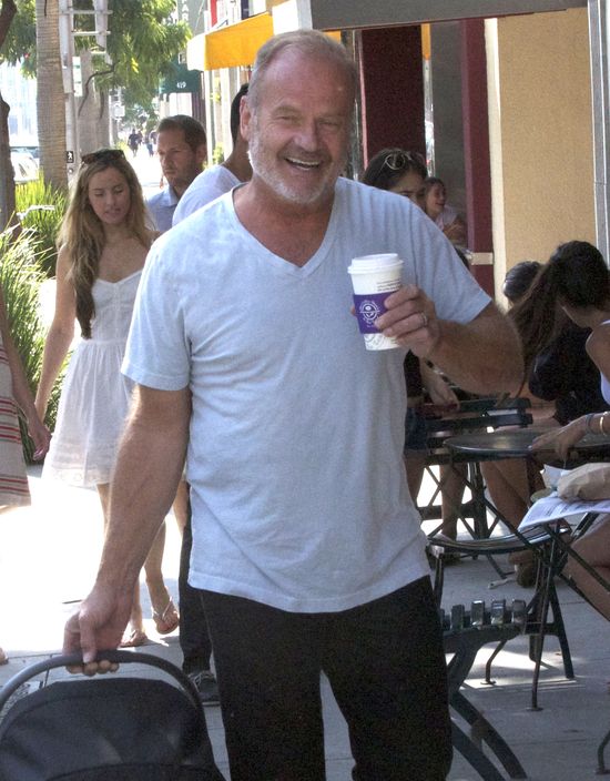 Zabrał 3-miesięczne niemowlę na nocną imprezę Playboya!