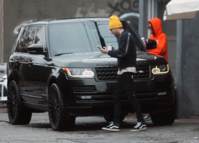 Kendall Jenner z chłopakiem na kawie (FOTO) Kendall Jenner z chłopakiem na kawie (FOTO)