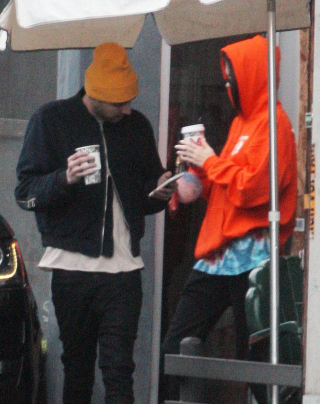 Kendall Jenner z chłopakiem na kawie (FOTO) Kendall Jenner z chłopakiem na kawie (FOTO)