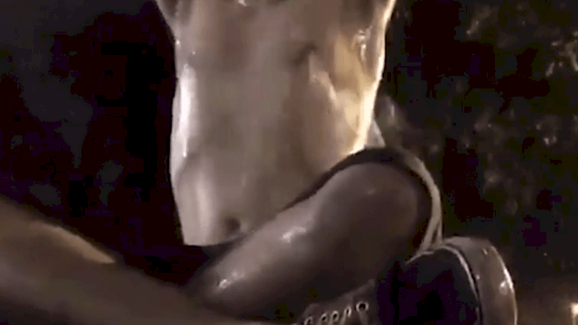 Mężczyzna PODPALIŁ SIĘ i transmitował to na Facebooku Mężczyzna PODPALIŁ SIĘ i transmitował to na Facebooku